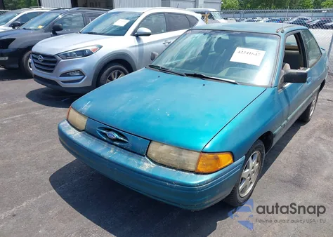 1994 Ford Escort Lx/Sport z USA, uszkodzony, nr VIN 1FARP11J7RW270259
